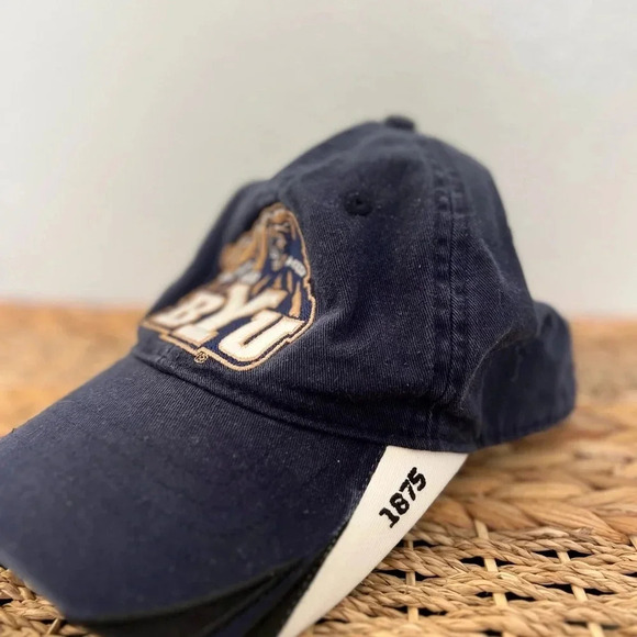 BYU Cougars‎ Hat Cap Strapback Blue White Embroidered Adult Mens NCAA Vintage - Picture 2 of 6